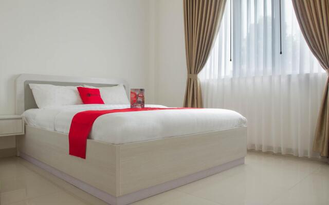 RedDoorz Plus near Jatinangor Town Square 2