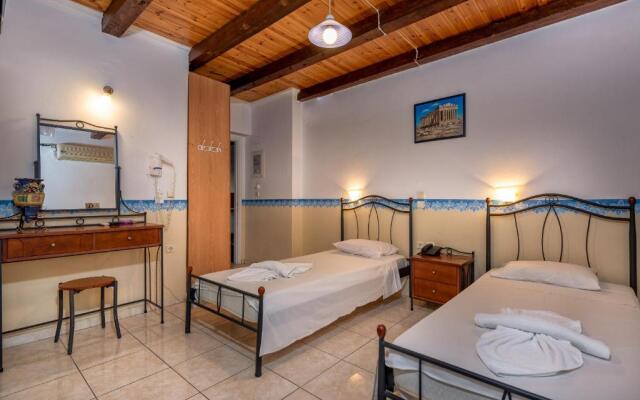 Tsiolis Studios & Apartments