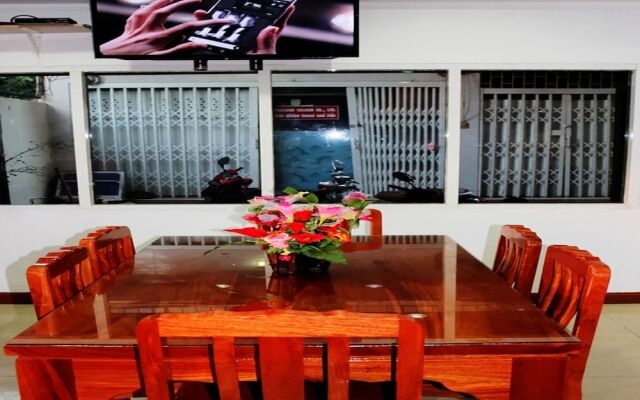 Home Base Hostel - Adults Only