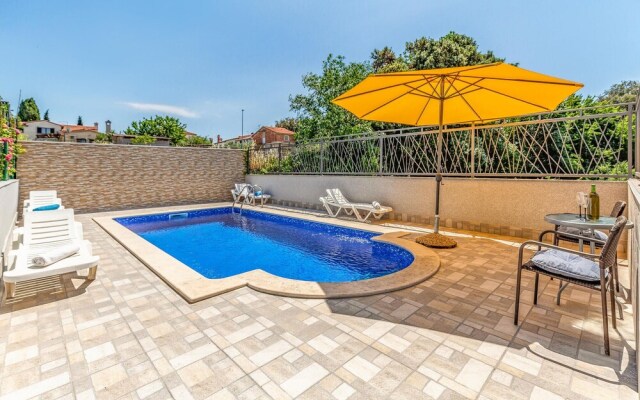 Amazing Home in Pula With Wifi and 3 Bedrooms