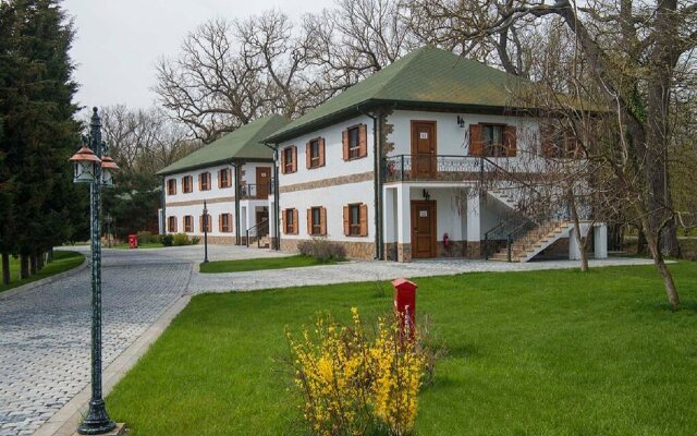 River Inn Boutique Hotel