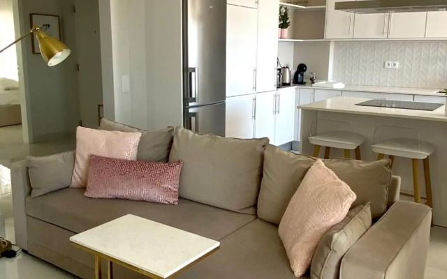 Ocean View Luxury Apartment