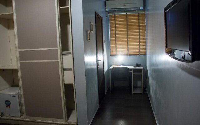 Precinct Comfort Services, Yaba