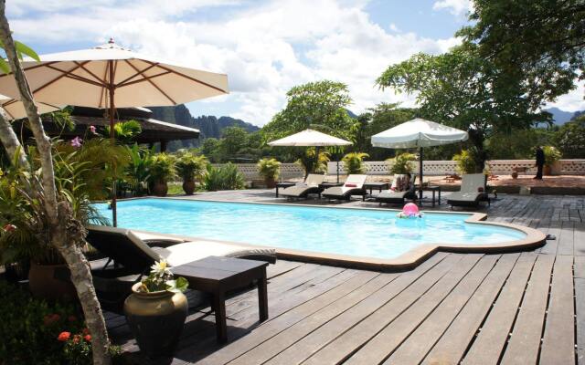 Villa Vang Vieng Riverside