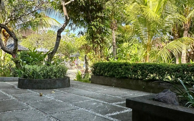 Puri Bali Lovina