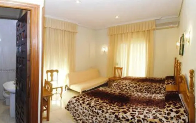 Hostal Toledo Plaza