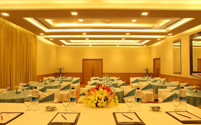 The Metropolitan Hotel and Spa New Delhi