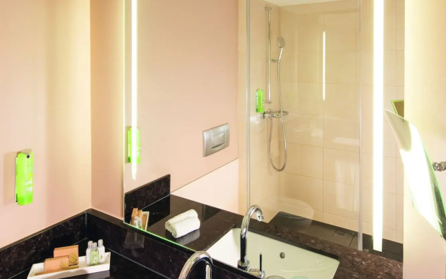 Mövenpick Hotel Geneva