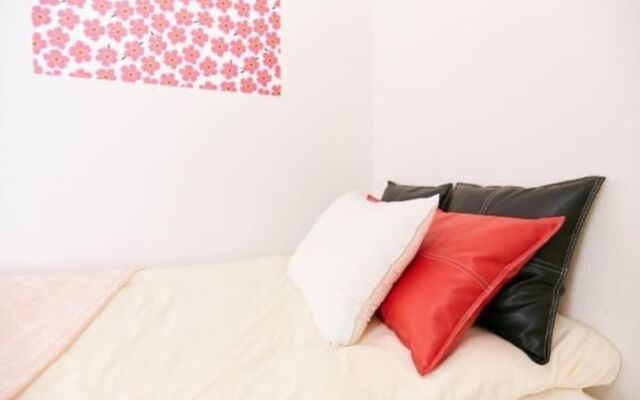 Ikebukuro Colorbee Hostela