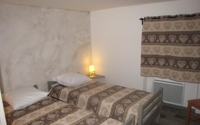 Gite de Chalm Village