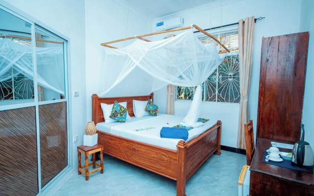 Pongwe Beachfront Villa