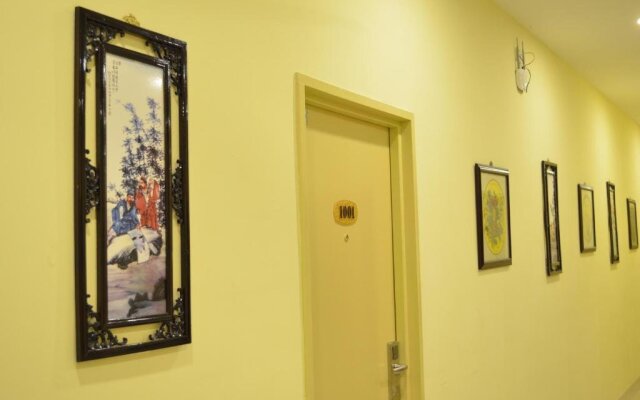 OYO 44103 8 Hotel