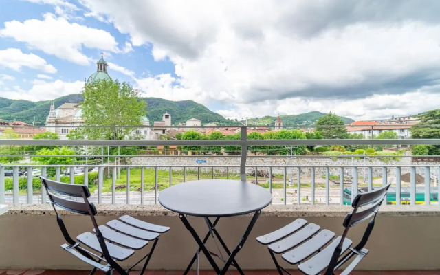 Autumn Apartment by Wonderful Italy