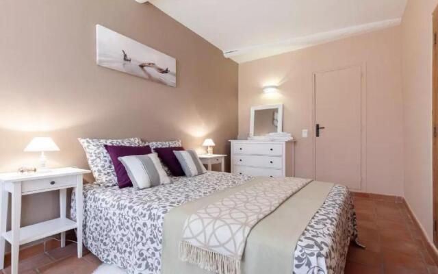 2 bedrooms 2 bathrooms apartment in Old Antibes