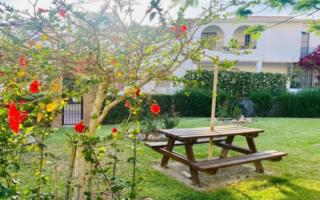 Belvilla by OYO La Perla de Andalucaa