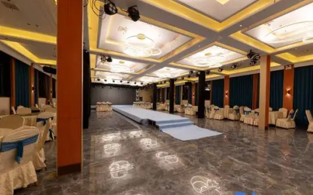 Sheqi Hongyuan International Hotel