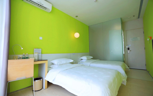 Colour Inn Shenzhen Chunfeng Branch