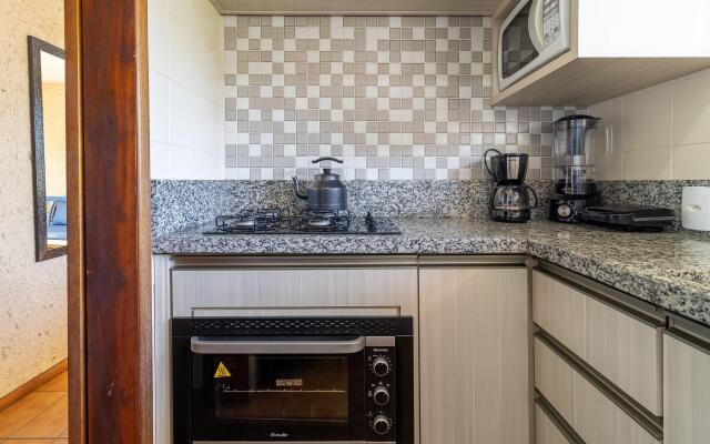 Apto a 6 minutos do mar em Canasvieiras-SC RBA201