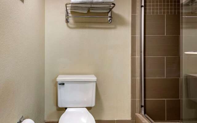 Comfort Suites Bethlehem Near Lehigh University and LVI Airport