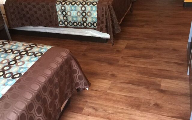 Scottish Inn & Suites - Hobby Airport