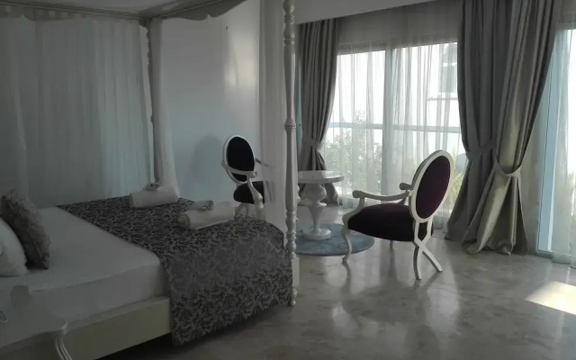 Egesu Marina Guest House