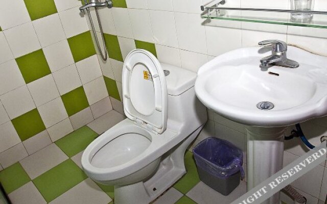 Xiangfu Hostel (Shanghai Handan Road)