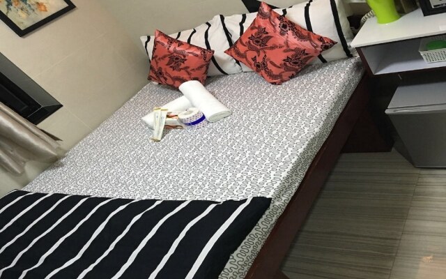 Rich Hotel