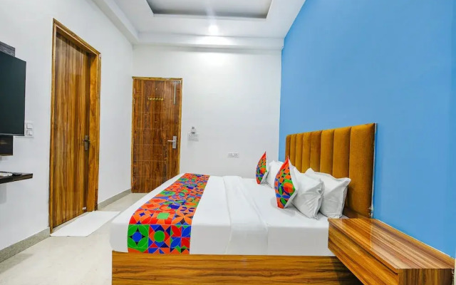 Fabhotel Radiant Blu
