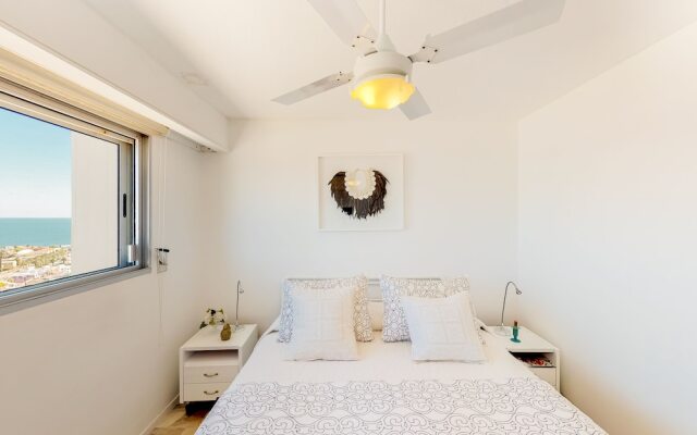 Oceana Suites Fontemar