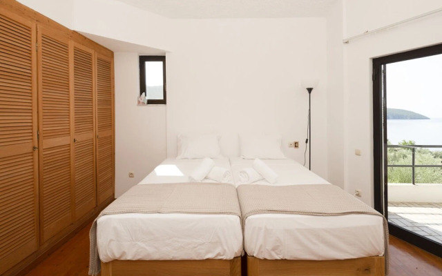 Villa Orea Elena
