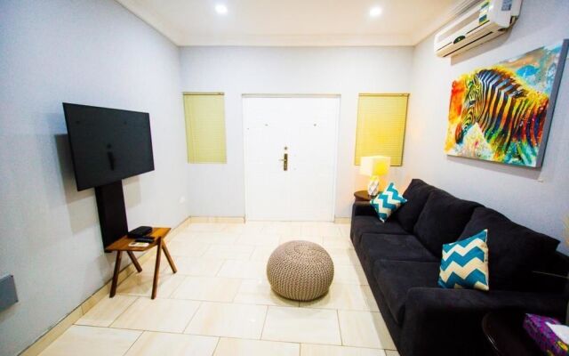 Earl Heights Suites Hotel