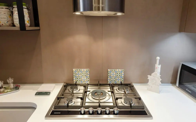 Bright 2BR flat in Rapallo Centre