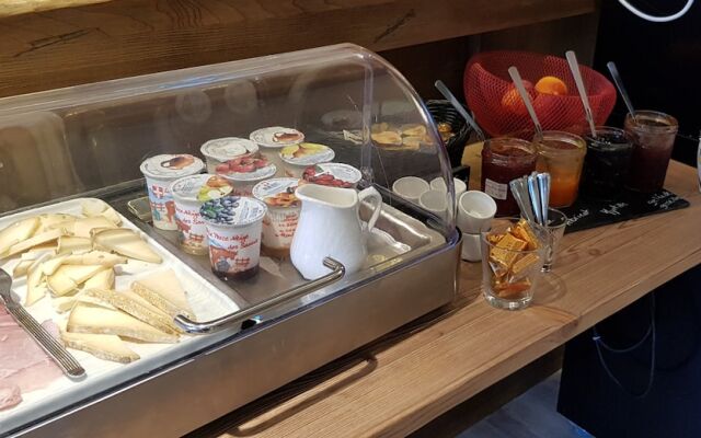 Logis Hôtel le Relais du Mont Blanc