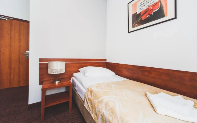 Hotel Chmielna