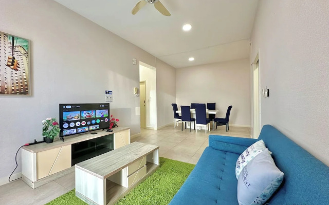 Afiniti Residences Medini by Stayrene