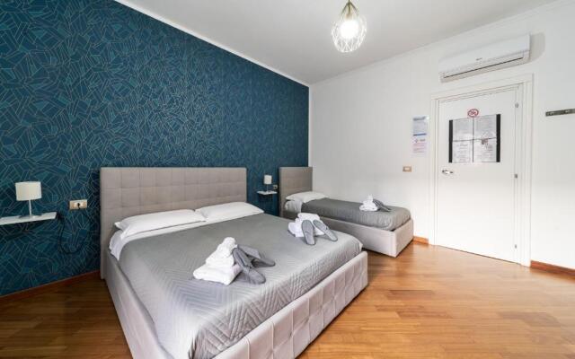 Dante 138 Class Rooms & Apartments