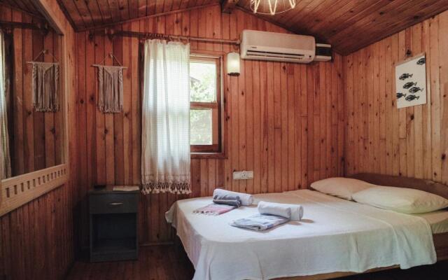 Base Bungalow Olympos