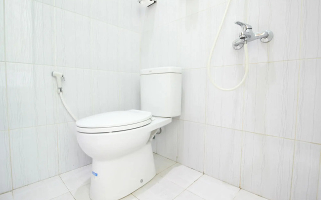 RedDoorz Plus near Taman Sari