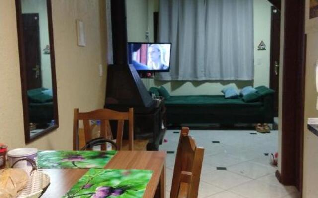 Casa 25 (Dois Pinheiros)