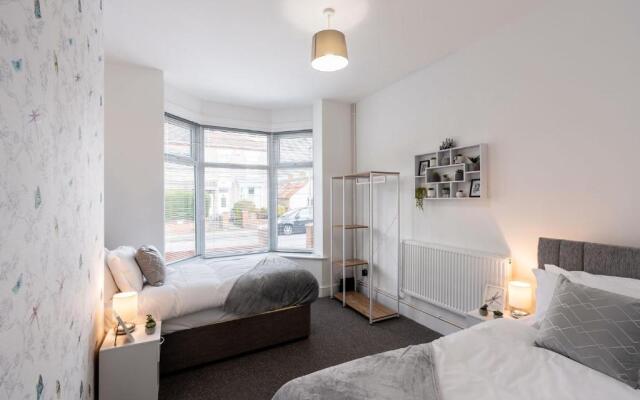 Modern & Beach Location & Contractors & Leisure & Garden