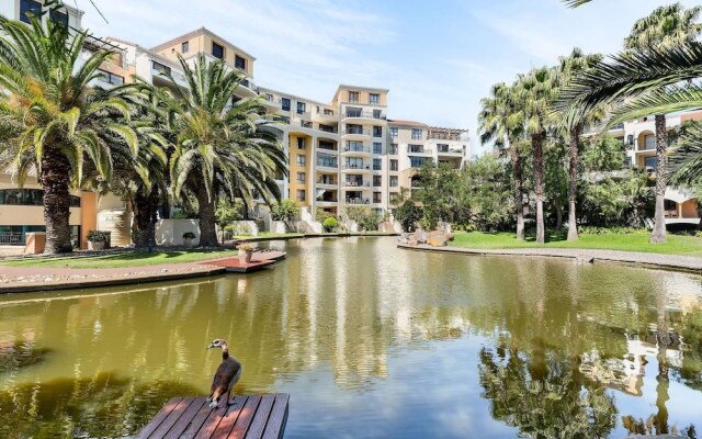 Island Club LA302 by CTHA