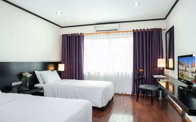 Holidays-hanoi Hotel
