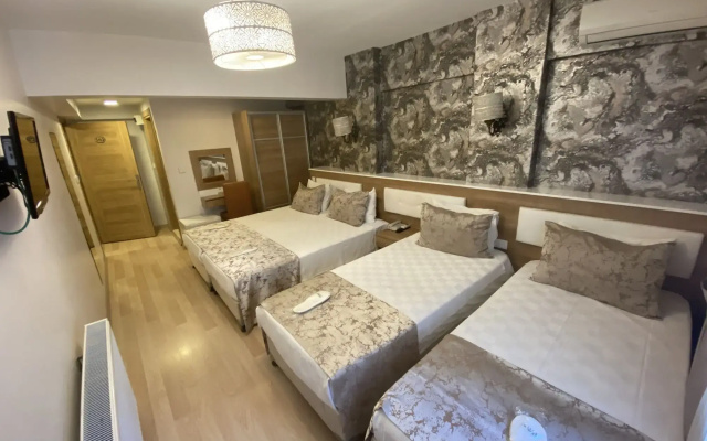 Polanin Hotel
