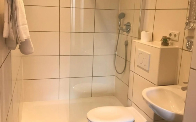 Hotel Athen Kelsterbach Airport