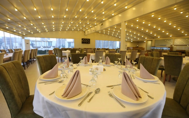 Alesha Suite