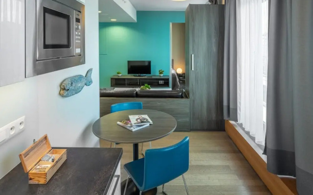 VN3 Terraces Suites by Adrez Living