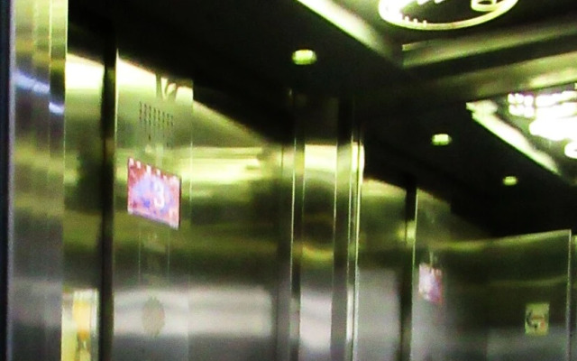Aura Hotel
