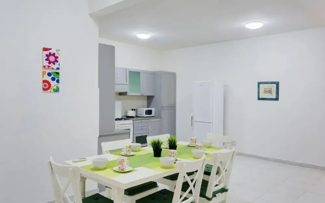 Seafront Apartment in Sliema wt Breathtaking Views