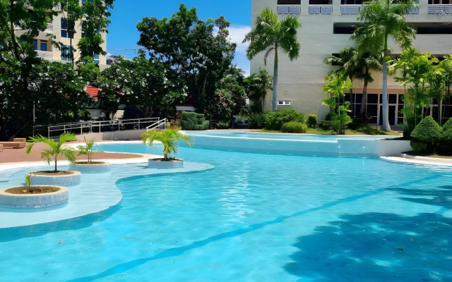 La Mirada Hotel