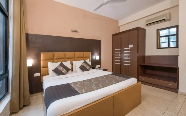 OYO 17034 Conclave Riviera
